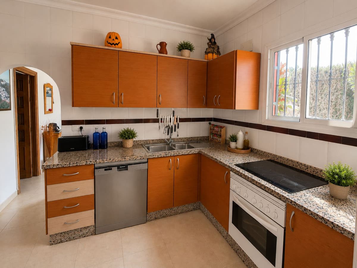 Detached Villa in Manilva — photo 4 of 10