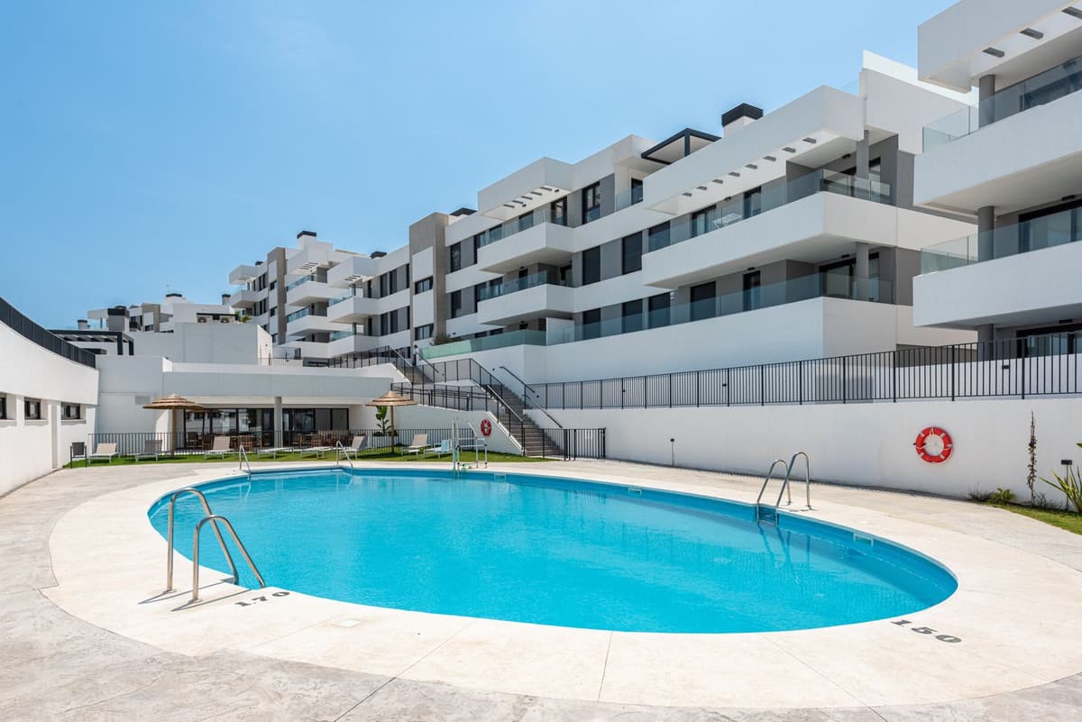 Ground Floor Apartment in Estepona — photo 2 of 10