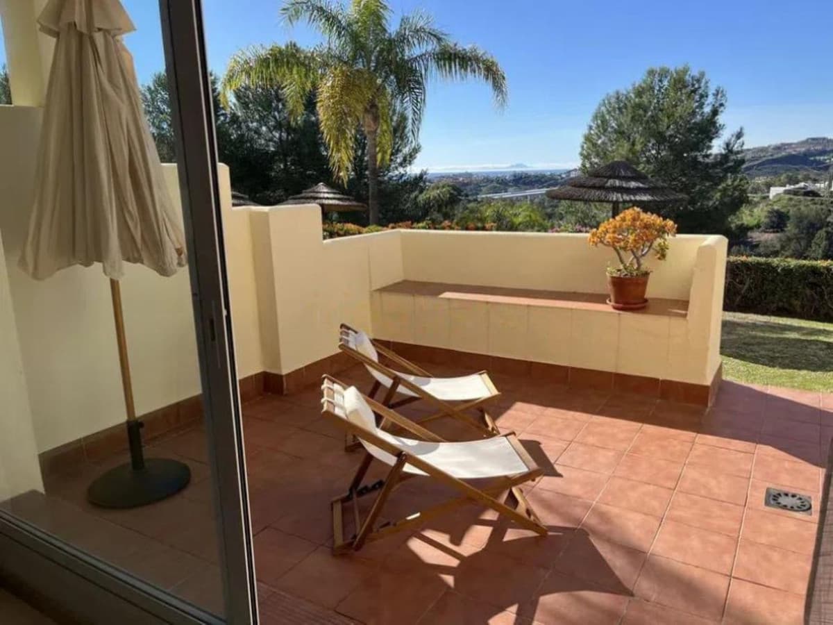 Ground Floor Apartment in Benahavís — photo 10 of 10