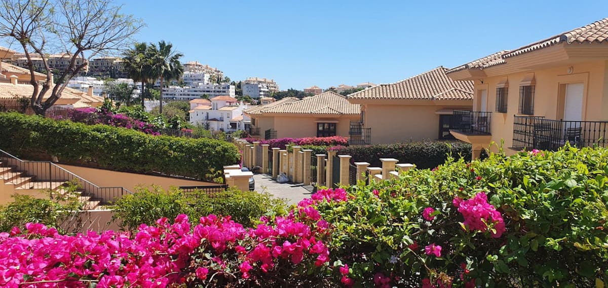 Detached Villa in Riviera del Sol — photo 4 of 9
