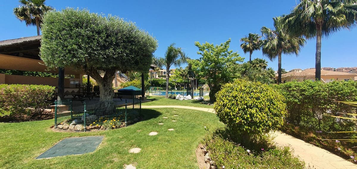 Detached Villa in Riviera del Sol — photo 5 of 9