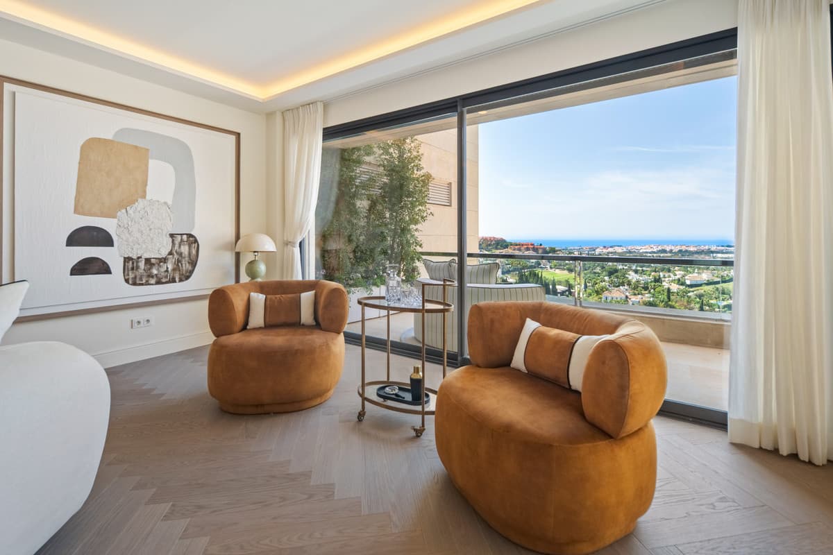Penthouse in Nueva Andalucía — photo 5 of 10