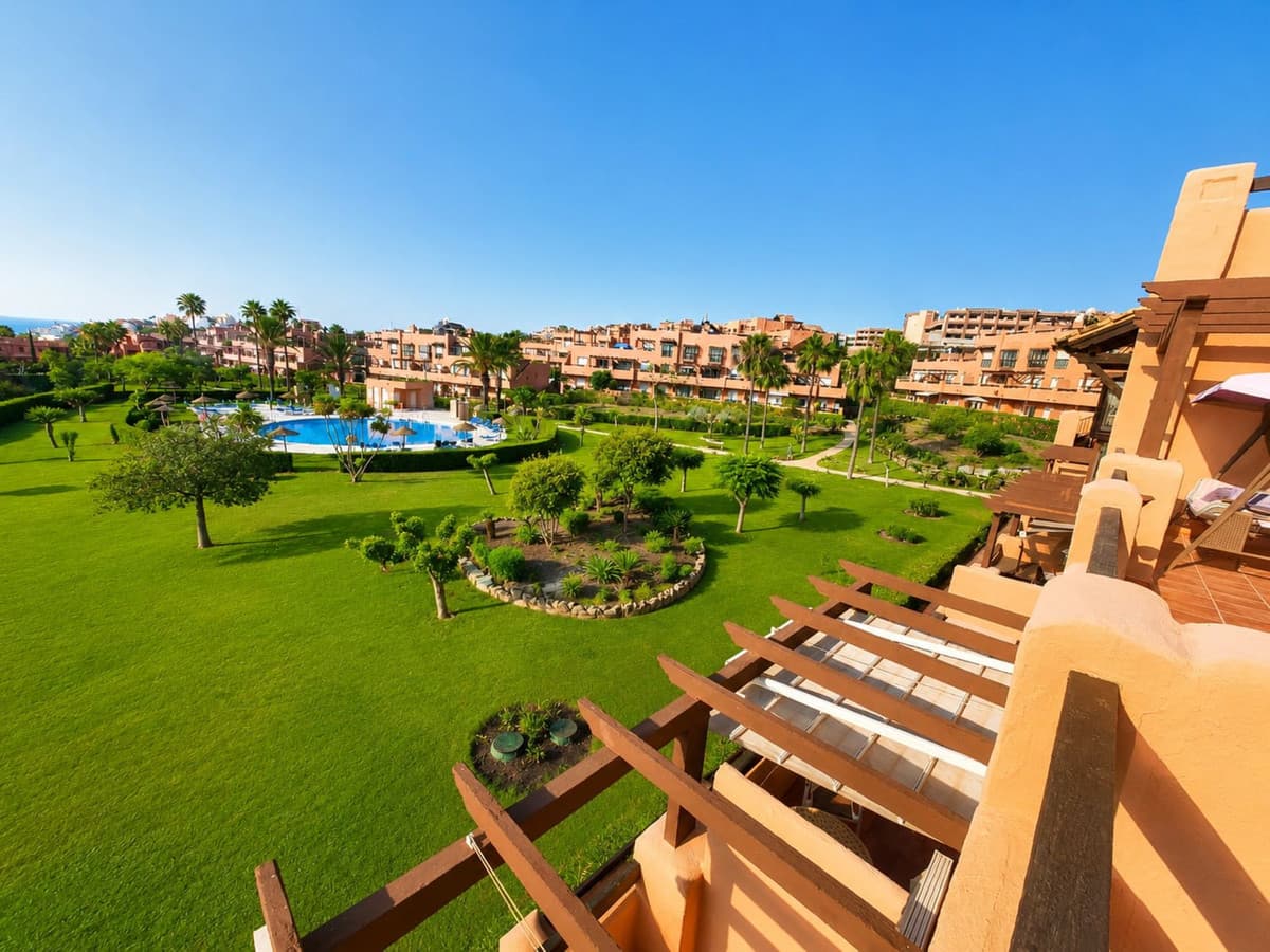 Penthouse in Casares Playa — photo 1 of 10