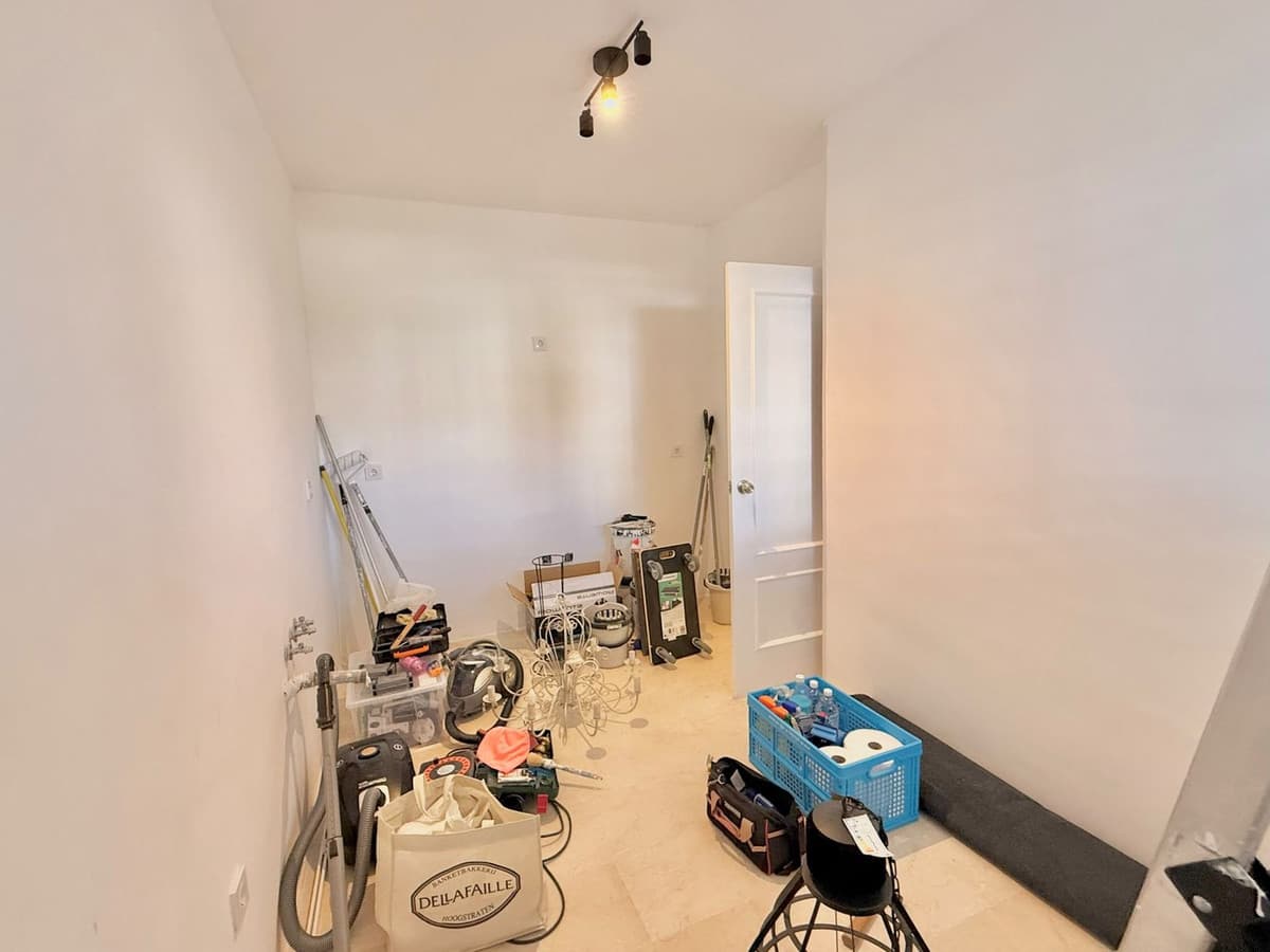 Middle Floor Apartment in Fuengirola — photo 4 of 10