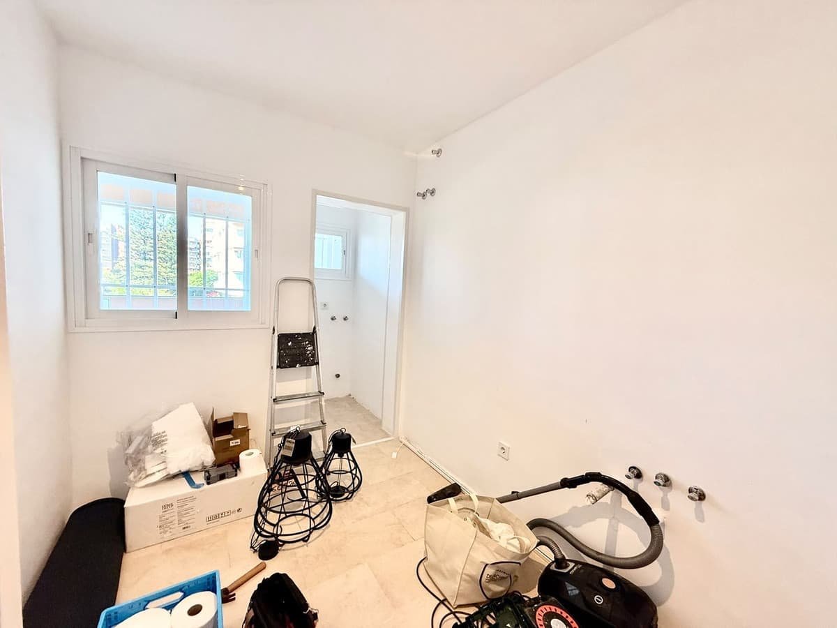 Middle Floor Apartment in Fuengirola — photo 6 of 10