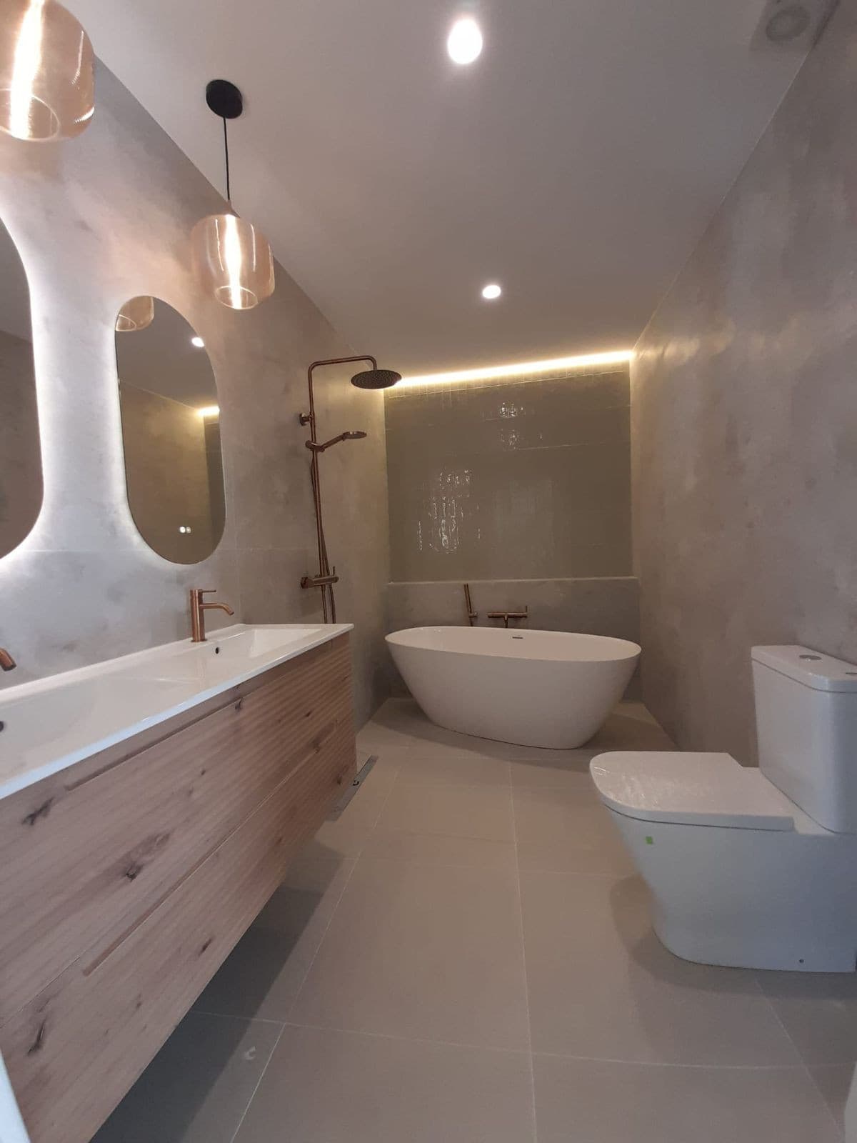 Middle Floor Apartment in Málaga — photo 6 of 10