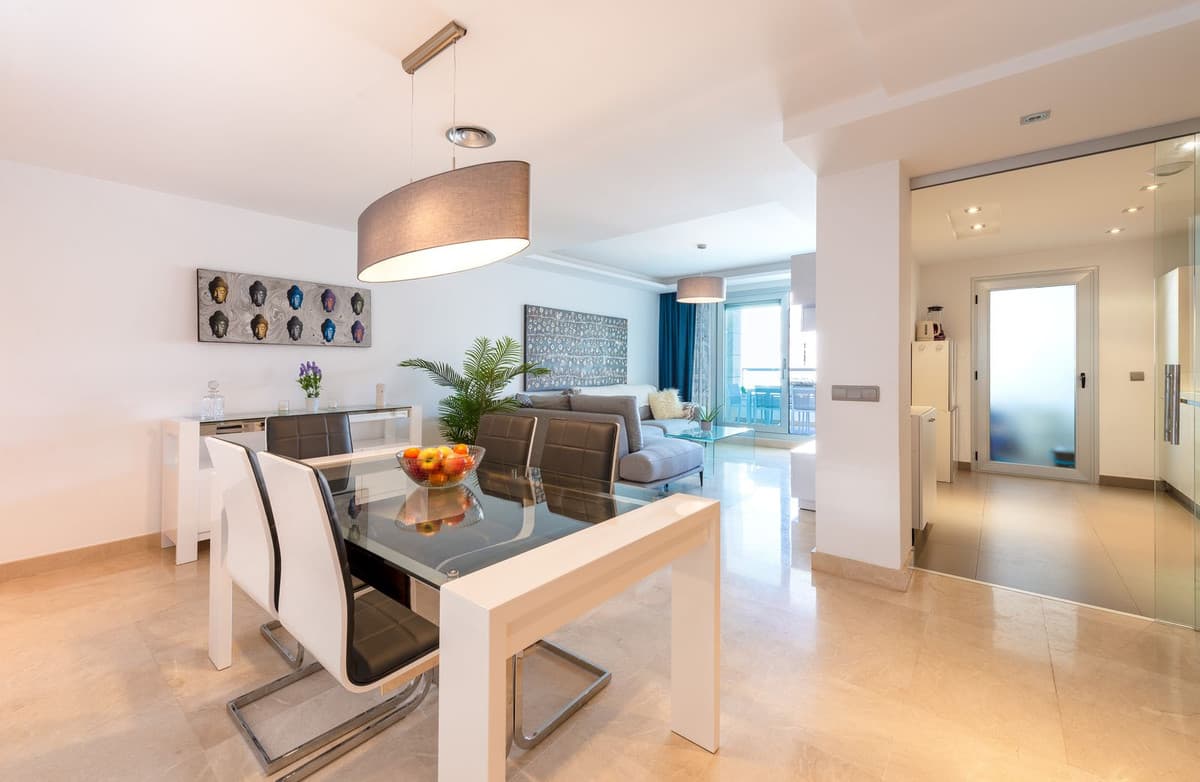 Middle Floor Apartment in San Pedro de Alcántara — photo 8 of 10
