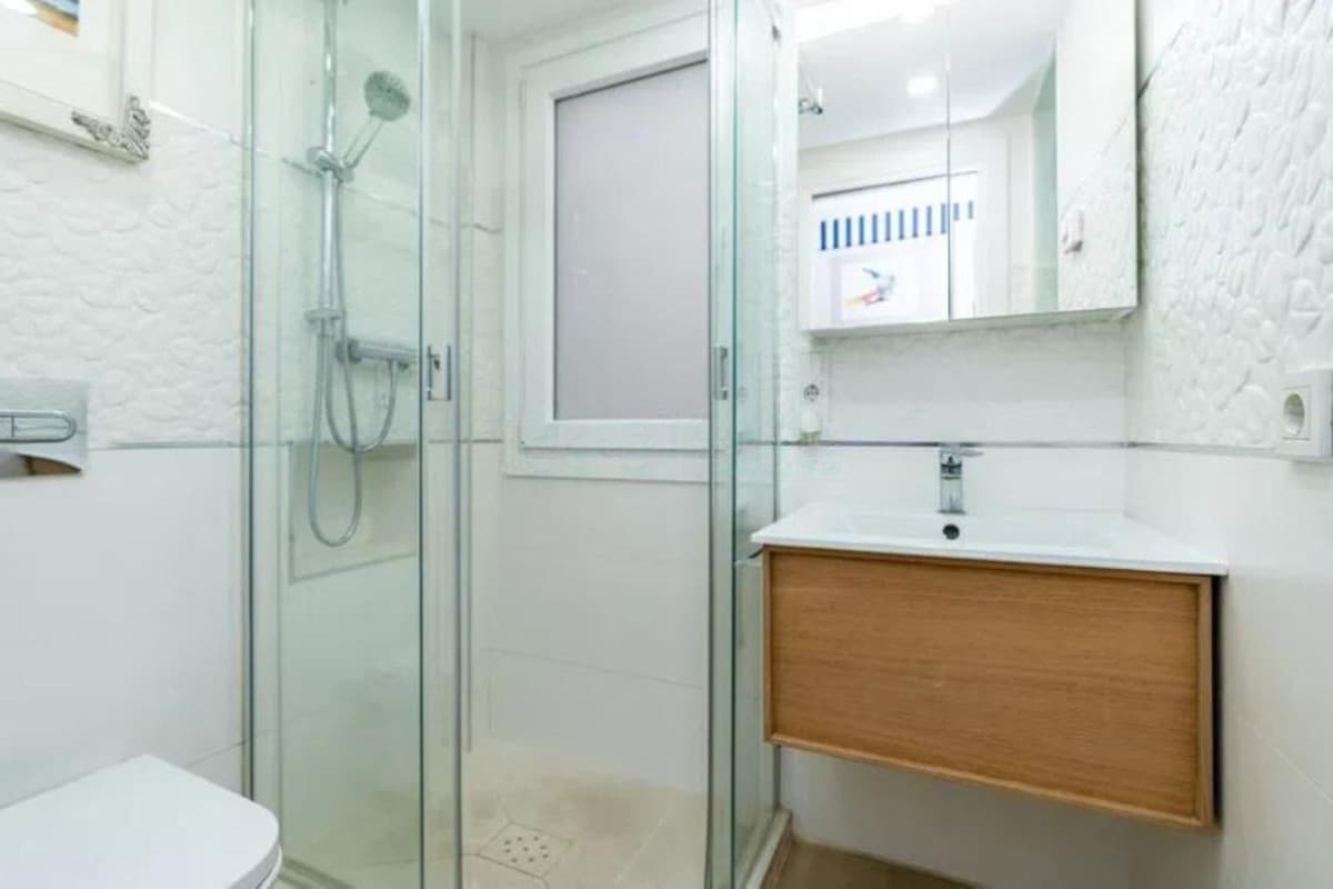 Middle Floor Apartment in Marbella — photo 10 of 10