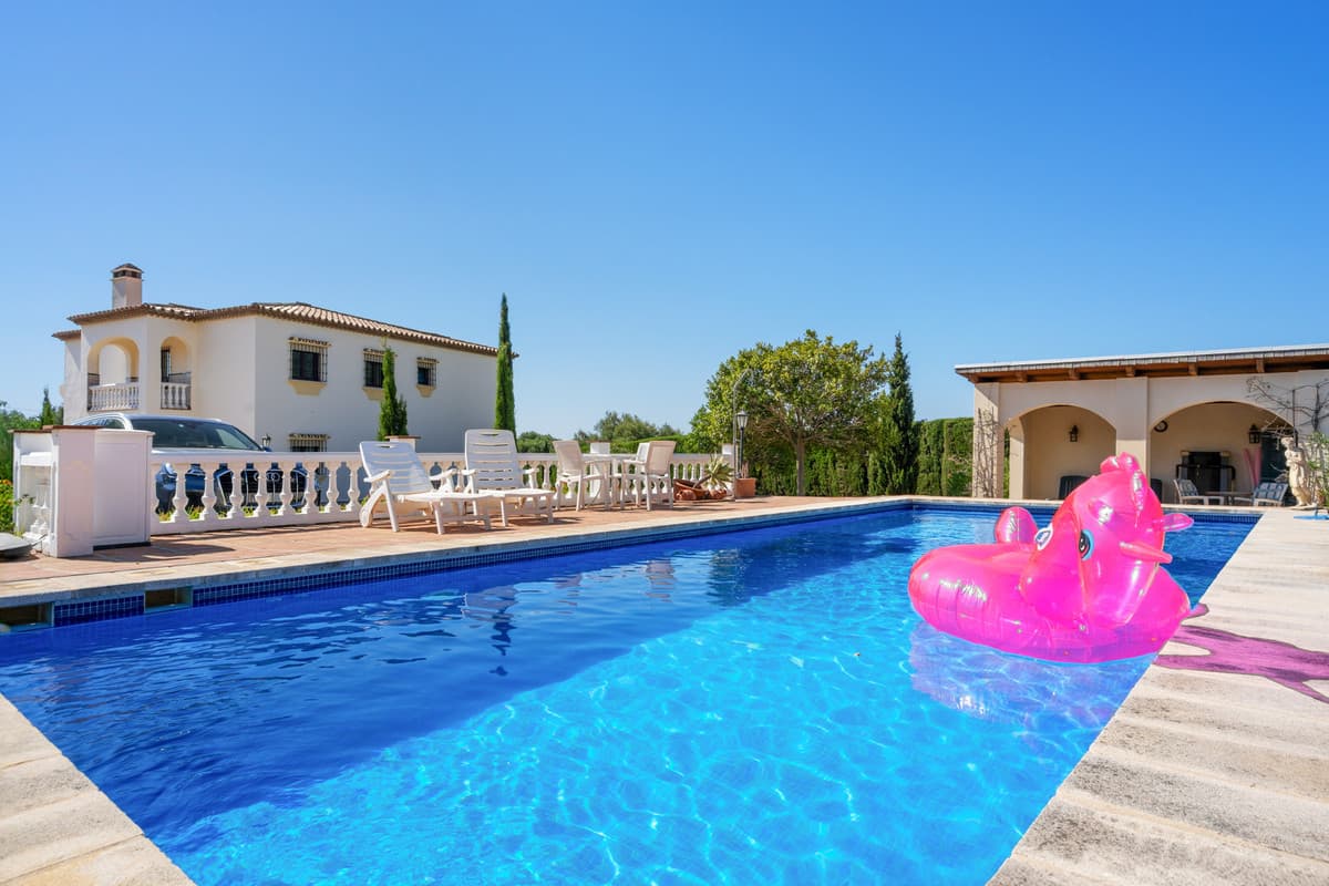 Detached Villa in Estepona — photo 2 of 10