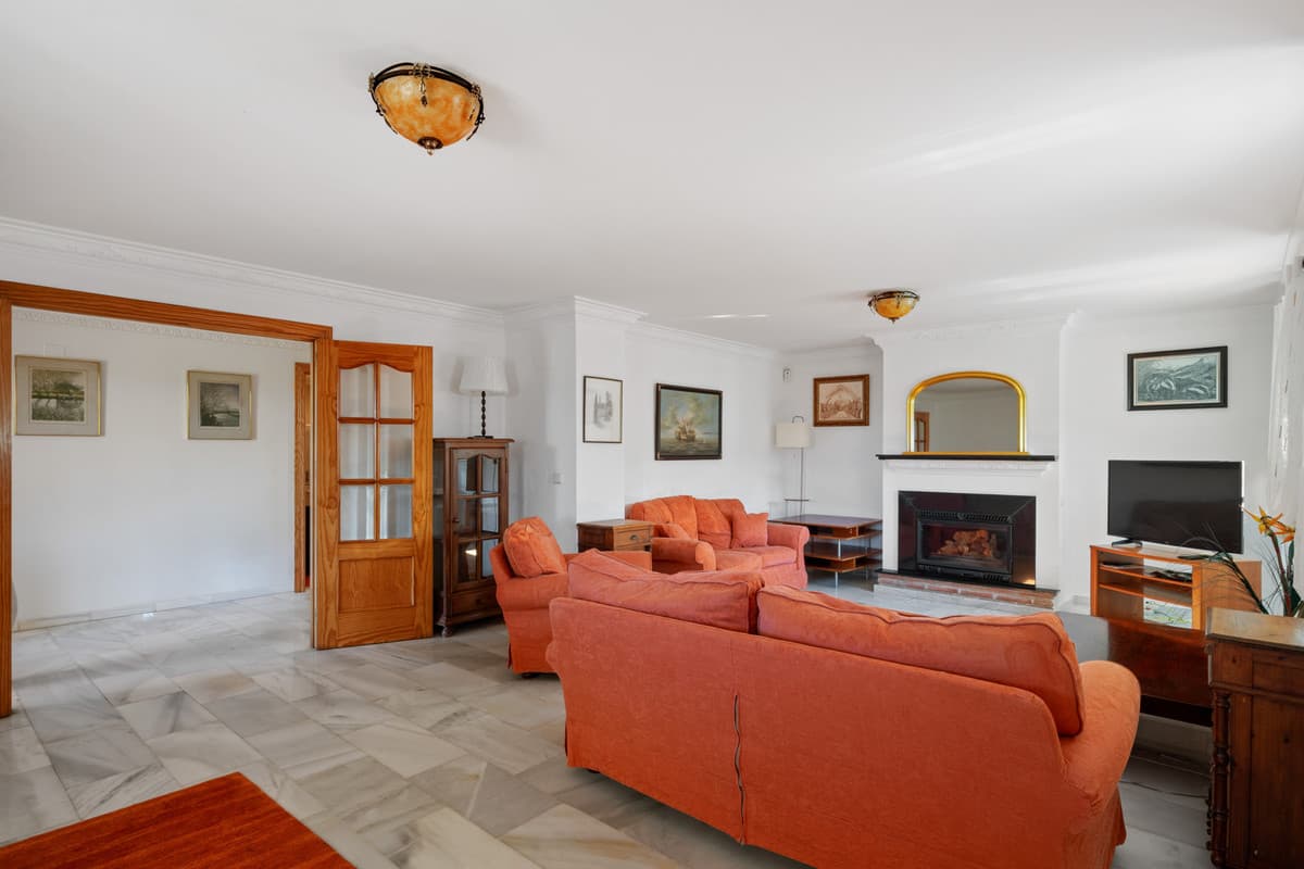 Detached Villa in Estepona — photo 8 of 10