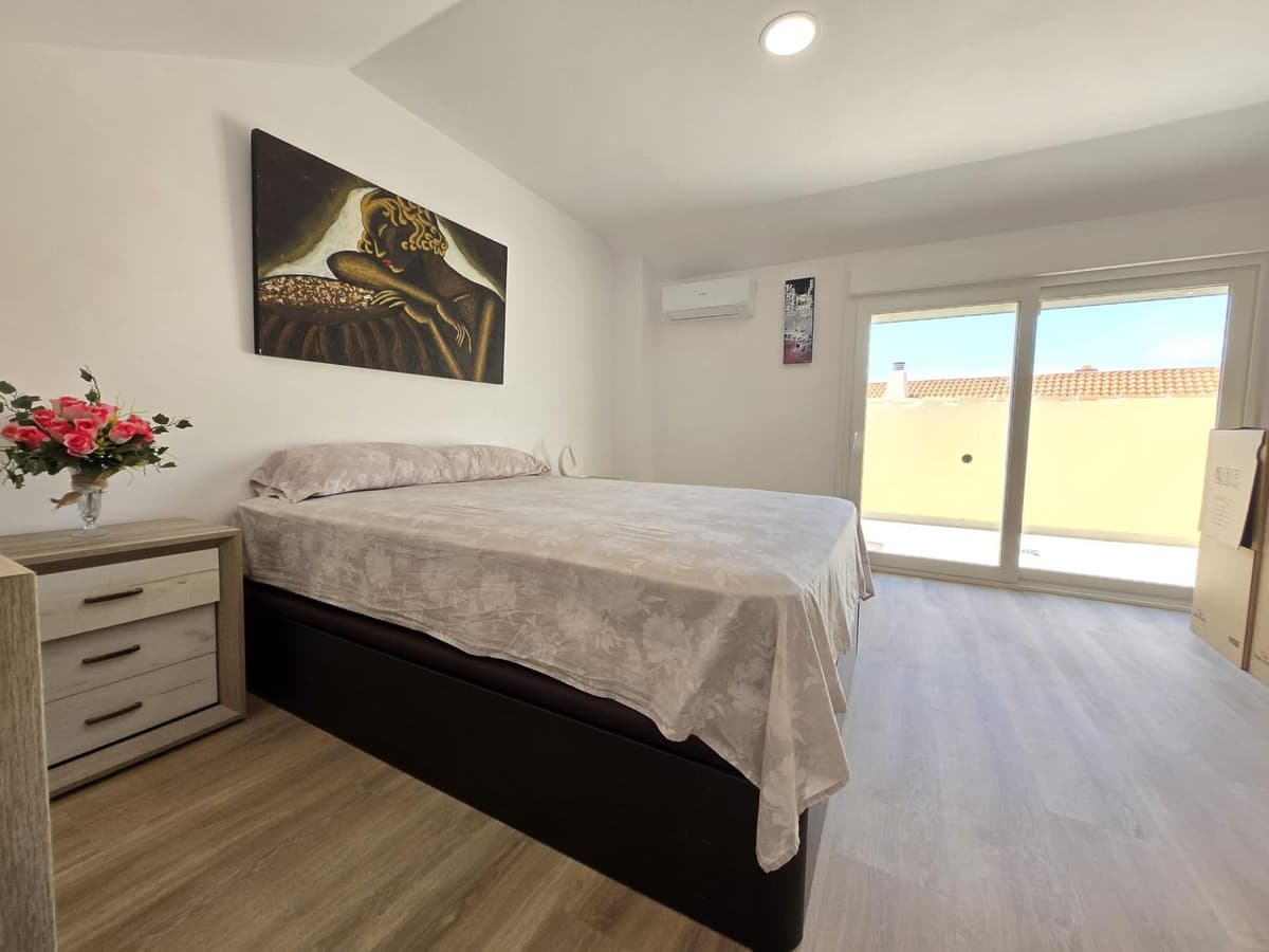 Townhouse in Los Boliches — photo 5 of 10