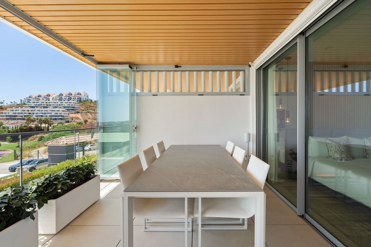 Middle Floor Apartment in Calanova Golf — photo 7 of 10