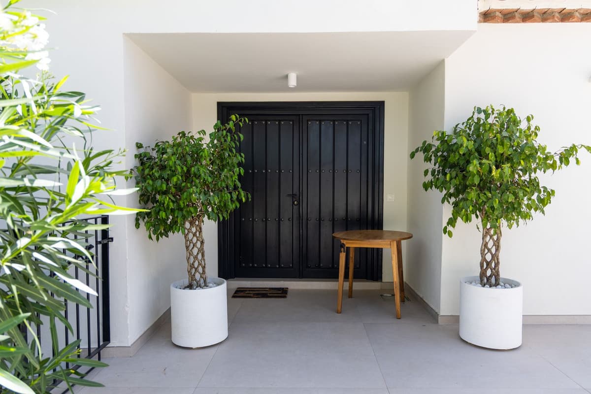 Detached Villa in Hacienda Las Chapas — photo 6 of 10