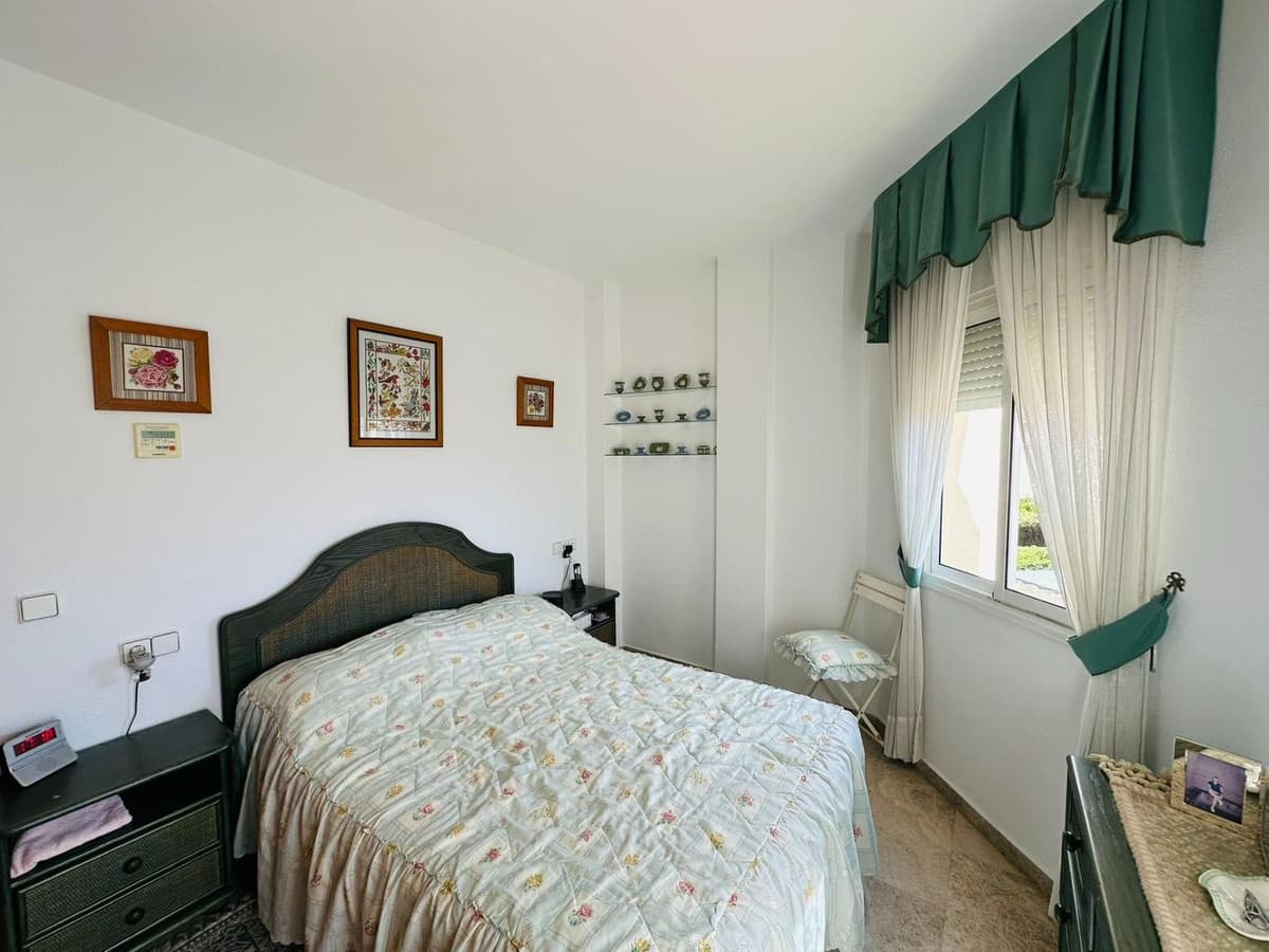 Townhouse in Sierrezuela — photo 10 of 10