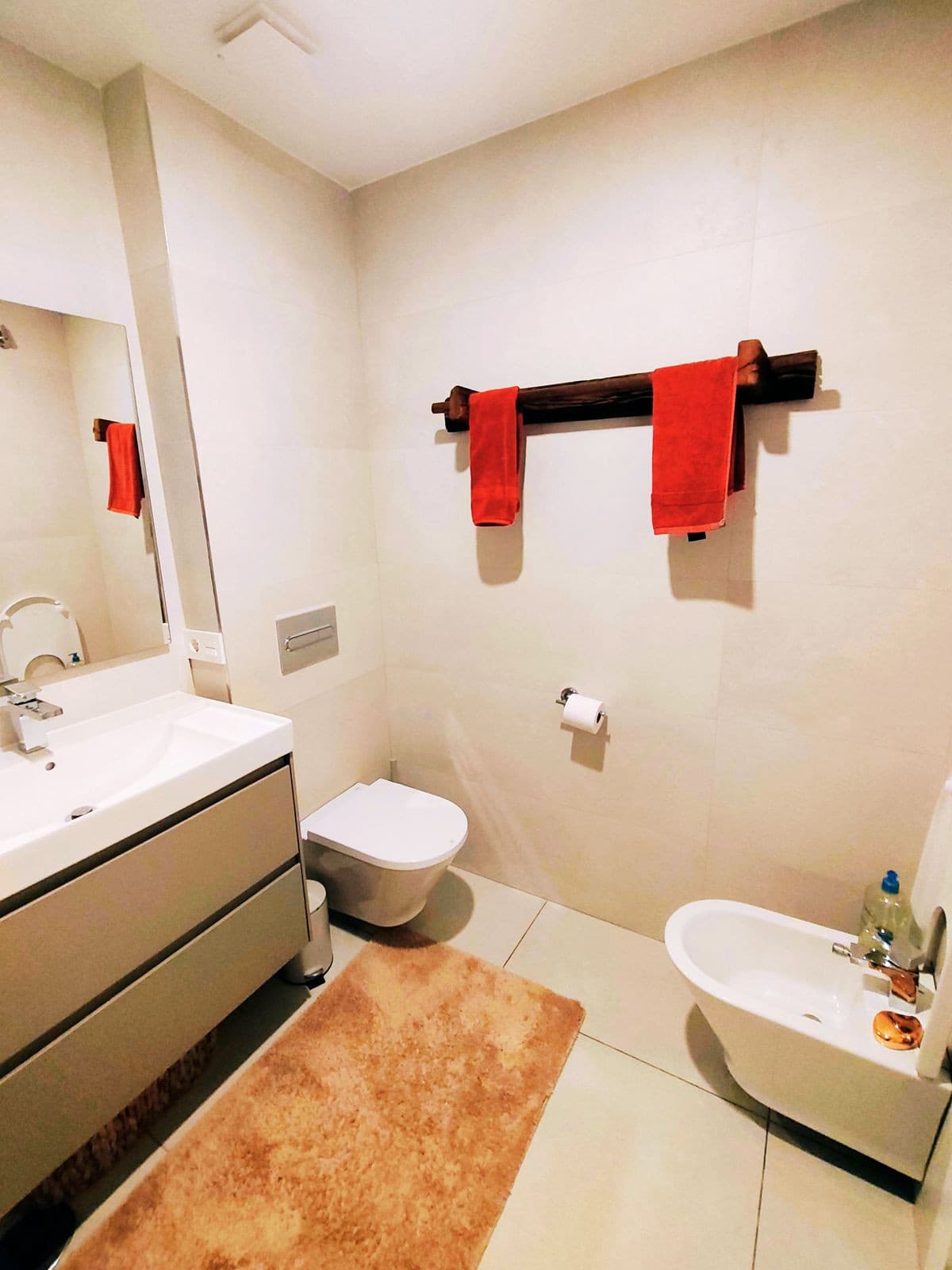 Middle Floor Apartment in Elviria — photo 8 of 10