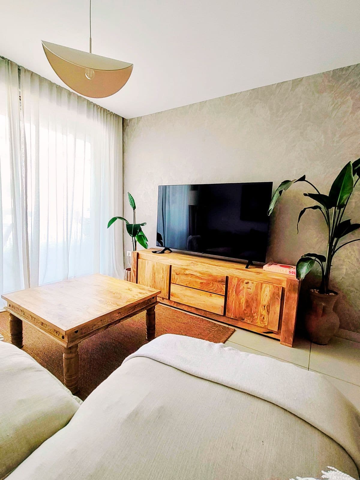 Middle Floor Apartment in Elviria — photo 10 of 10