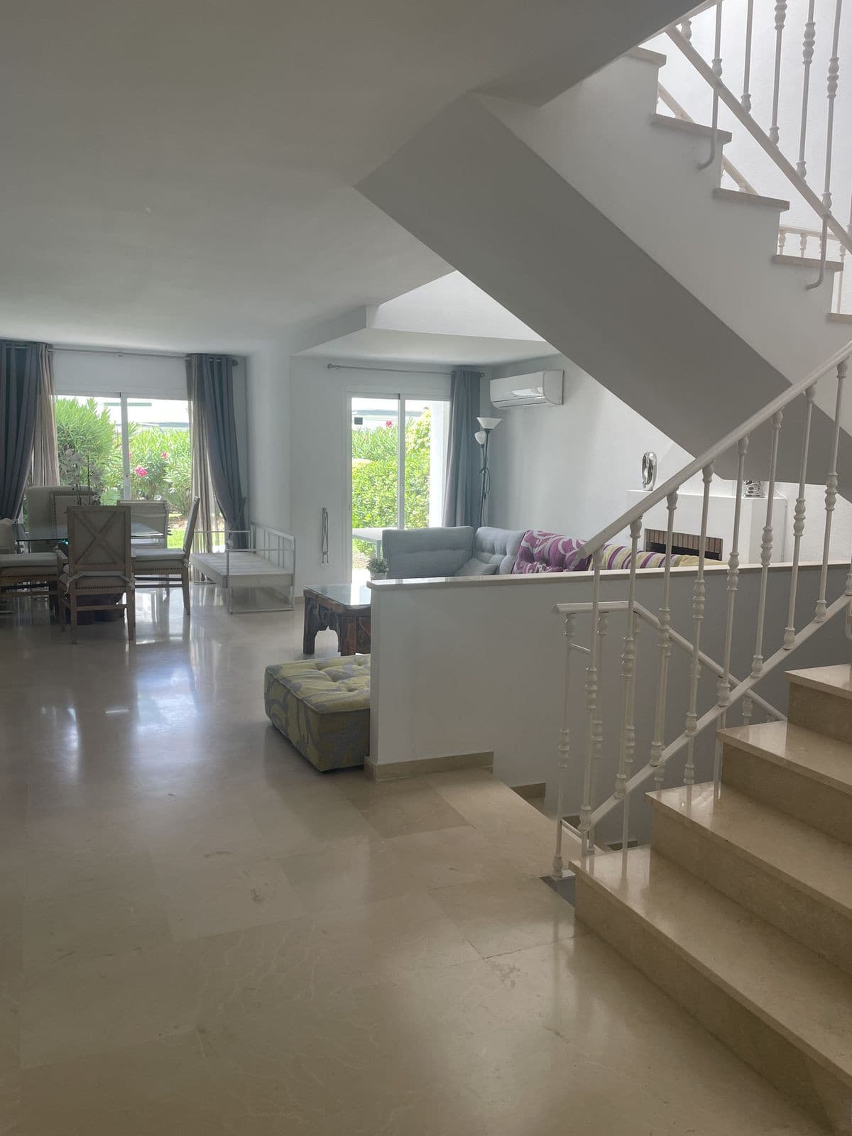 Townhouse in Estepona — photo 6 of 10