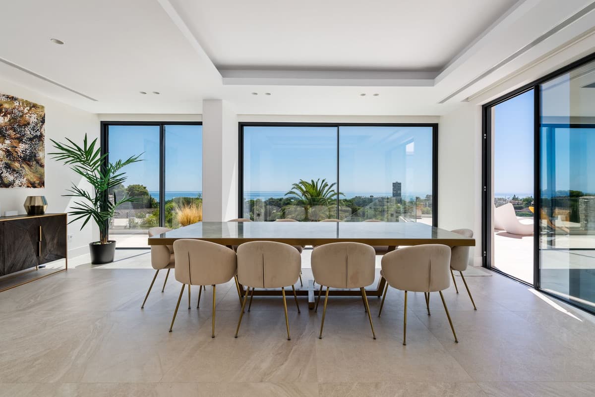 Detached Villa in Marbella — photo 4 of 10