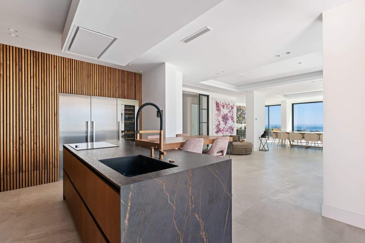 Detached Villa in Marbella — photo 6 of 10