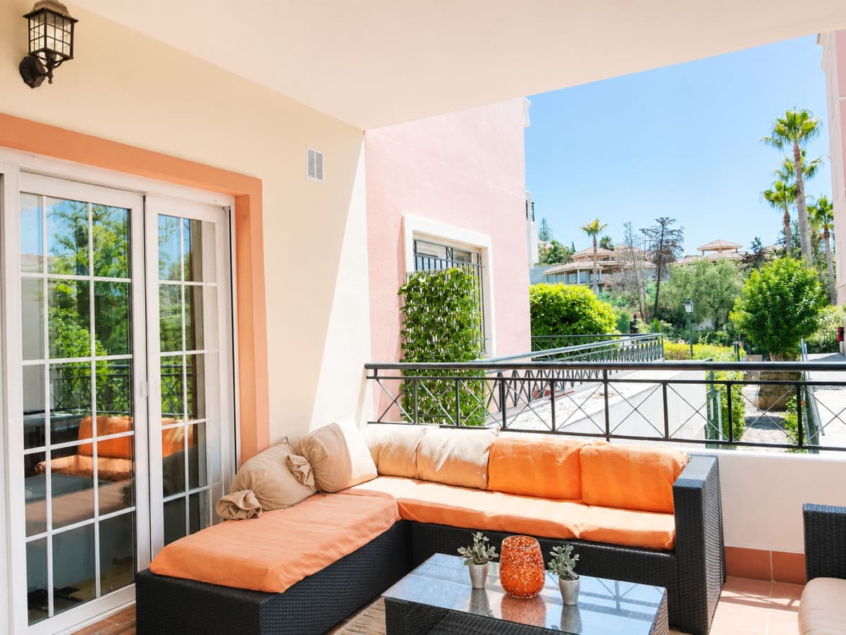 Ground Floor Apartment in Nueva Andalucía — photo 4 of 10