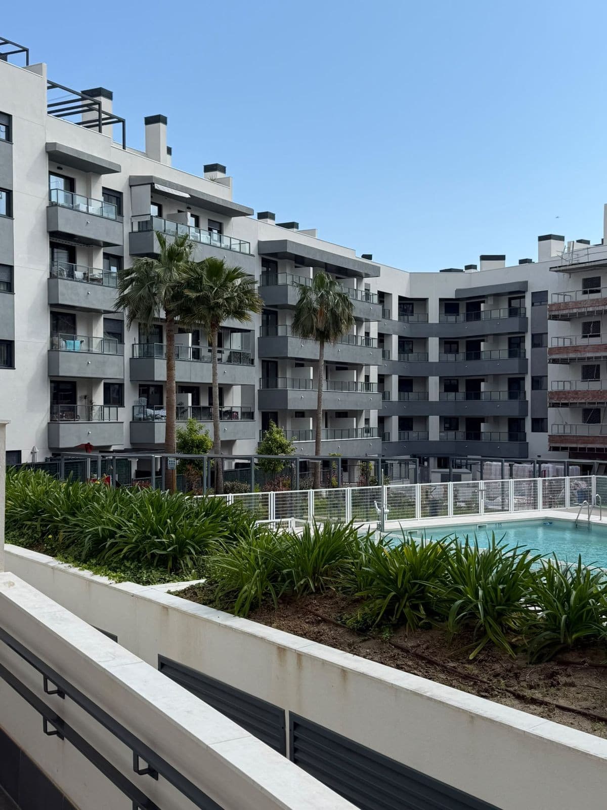Middle Floor Apartment in Las Lagunas — photo 7 of 10
