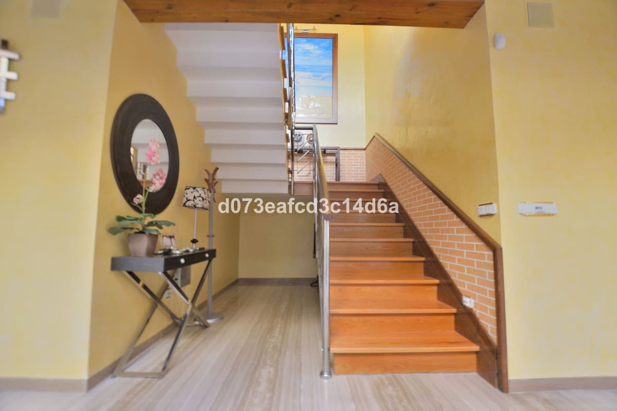 Detached Villa in Ronda — photo 5 of 10
