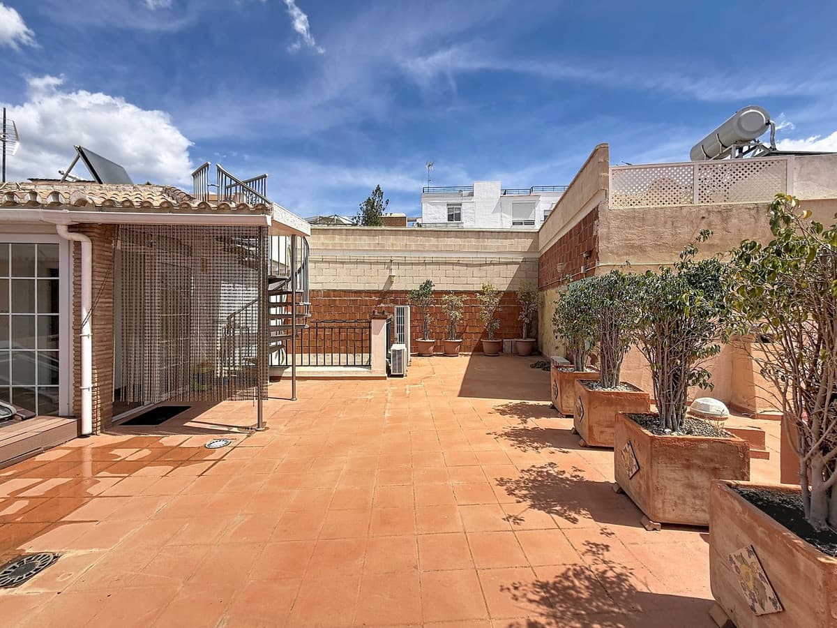 Townhouse in Málaga Este — photo 8 of 10