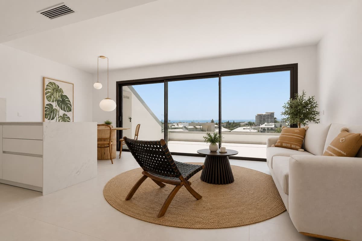 Penthouse in Higueron — photo 1 of 10