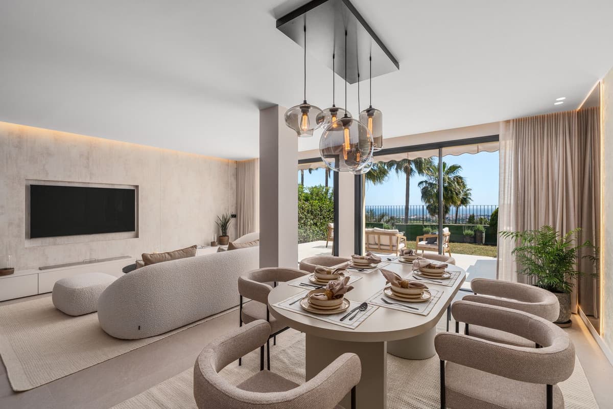 Townhouse in La Quinta — photo 7 of 10