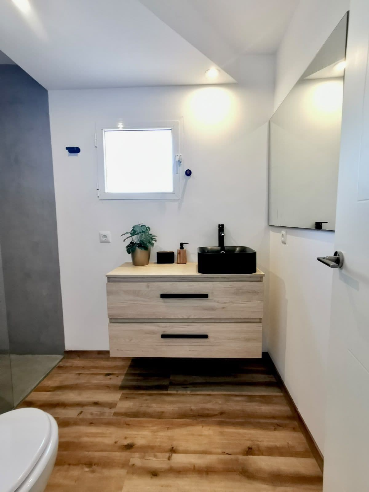 Middle Floor Apartment in Estepona — photo 10 of 10