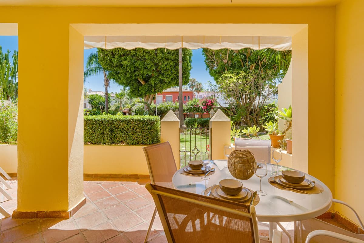 Ground Floor Apartment in Guadalmina Alta — photo 3 of 10