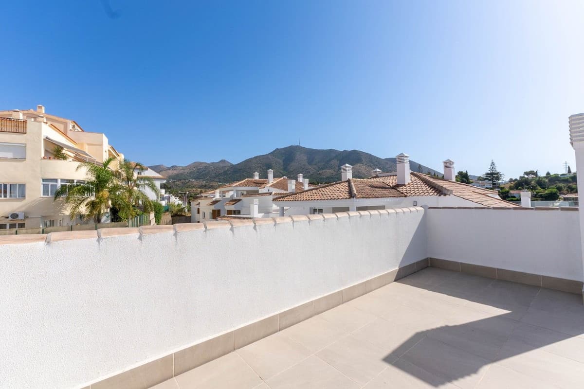 Penthouse Duplex in Torreblanca — photo 2 of 10