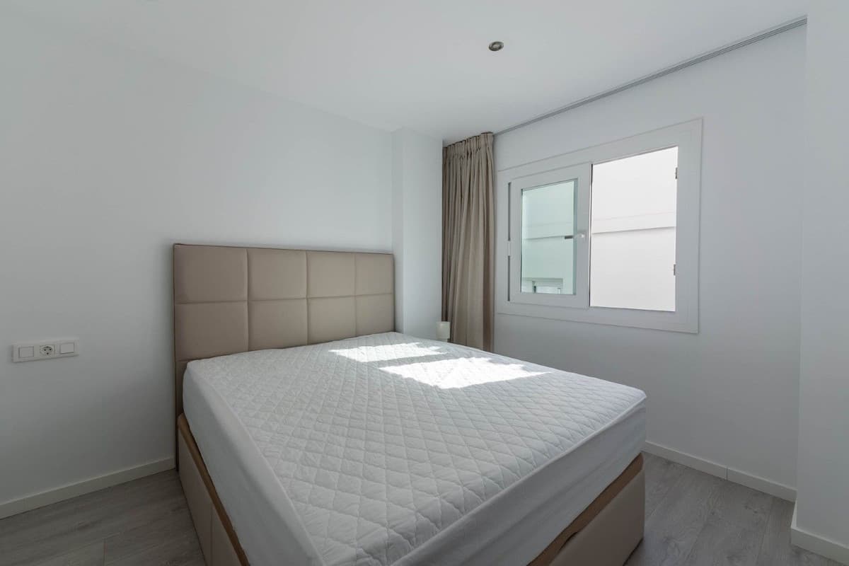 Penthouse Duplex in Torreblanca — photo 5 of 10