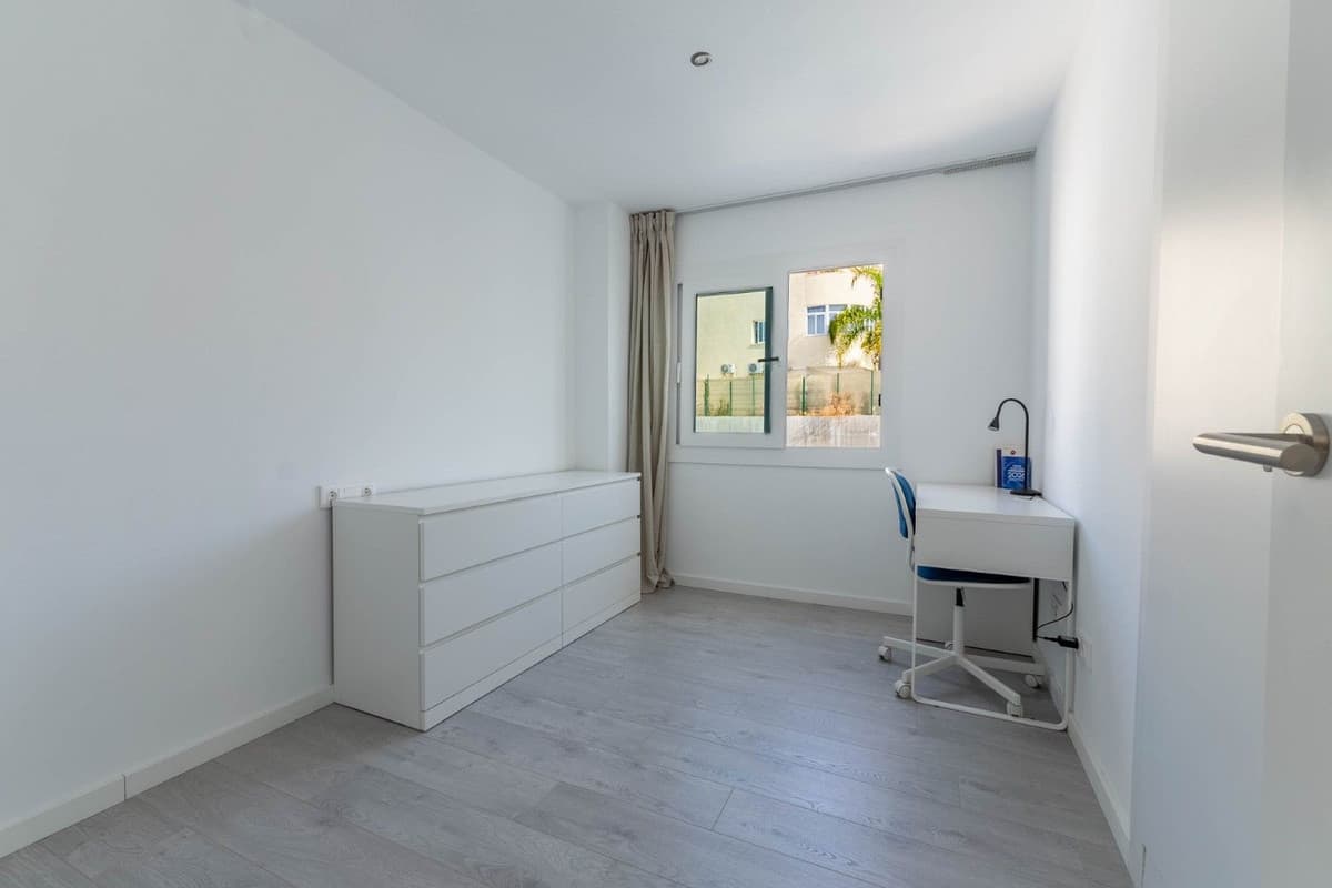 Penthouse Duplex in Torreblanca — photo 8 of 10