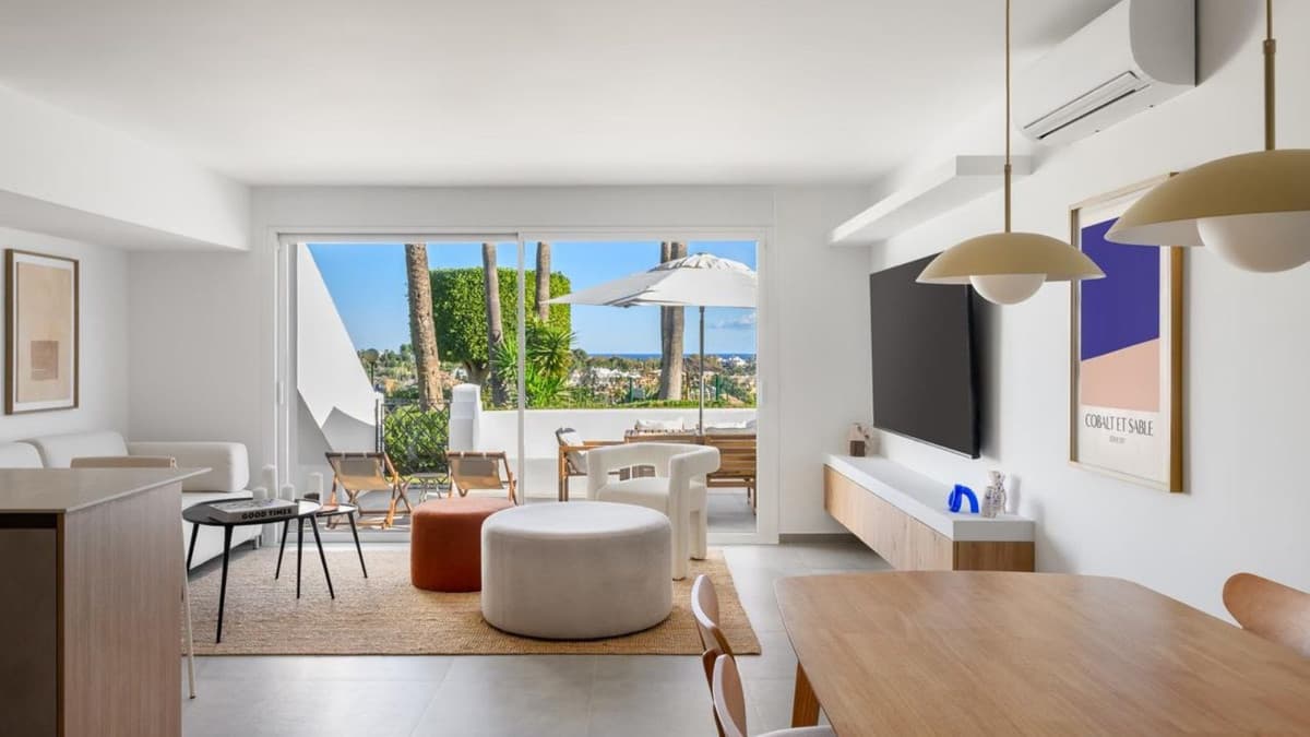 Townhouse in Estepona — photo 5 of 10