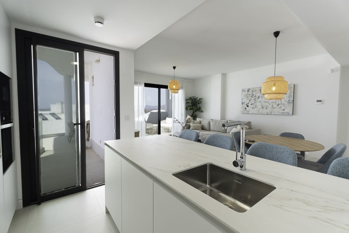 Middle Floor Apartment in El Higueral — photo 10 of 10