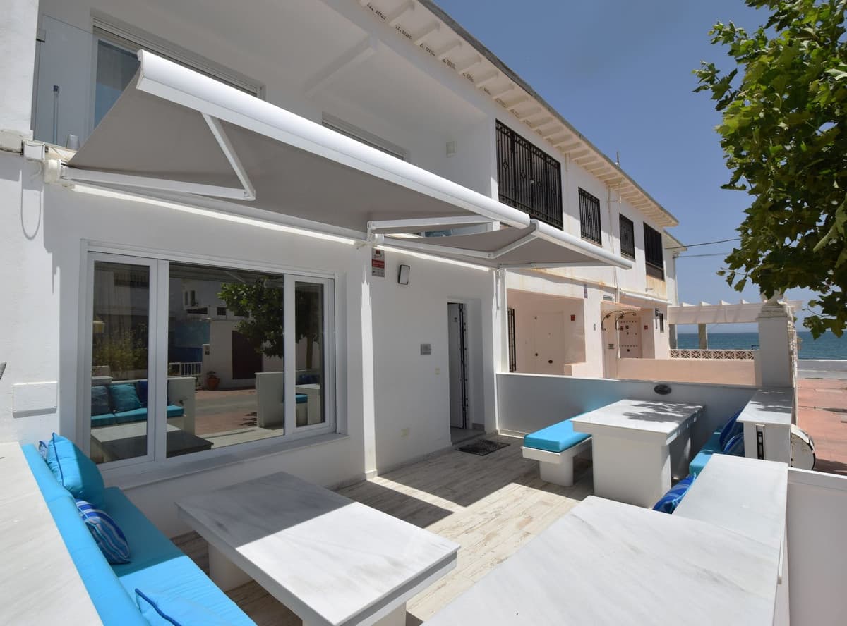 Townhouse in La Cala de Mijas — photo 1 of 10