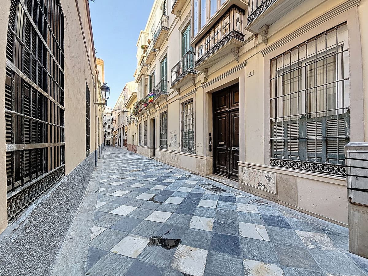 Top Floor Apartment in Centro Histórico — photo 1 of 10