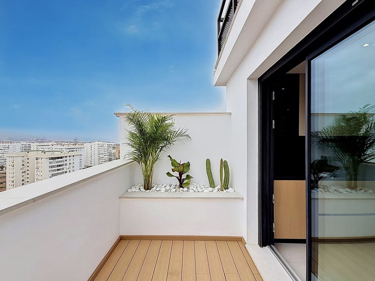 Penthouse Duplex in Málaga Centro — photo 1 of 10