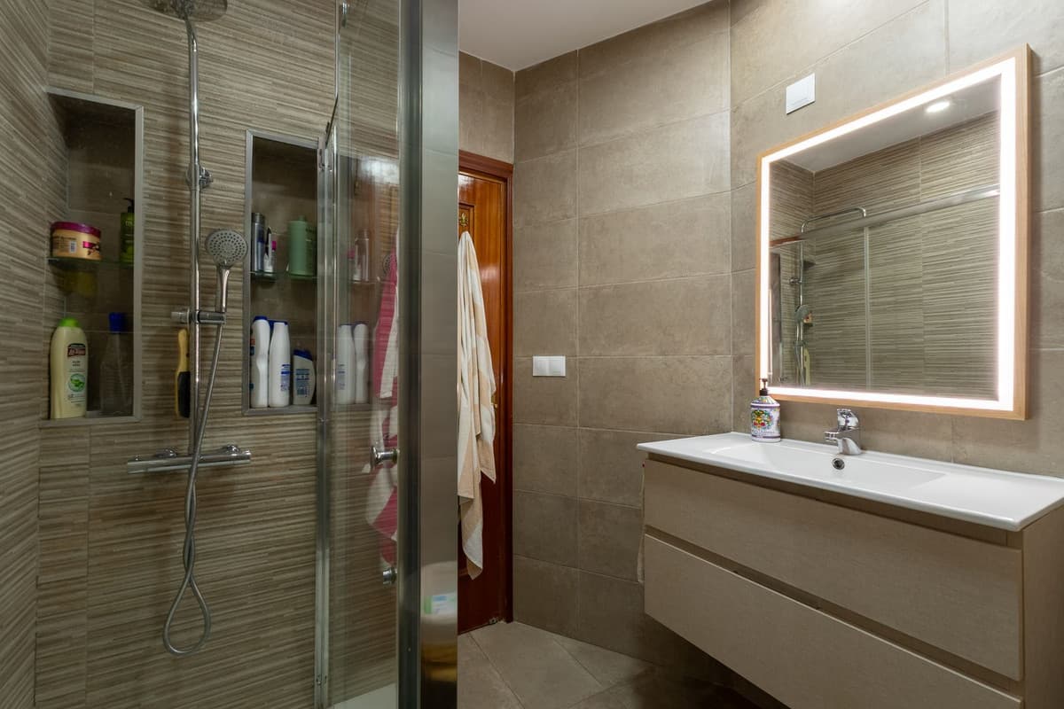 Middle Floor Apartment in Fuengirola — photo 7 of 10