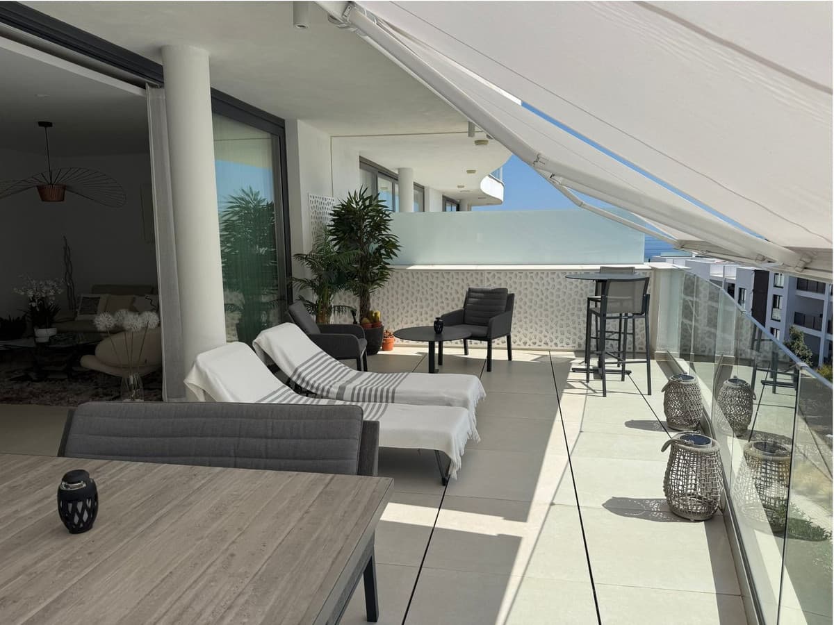 Middle Floor Apartment in Fuengirola — photo 3 of 10