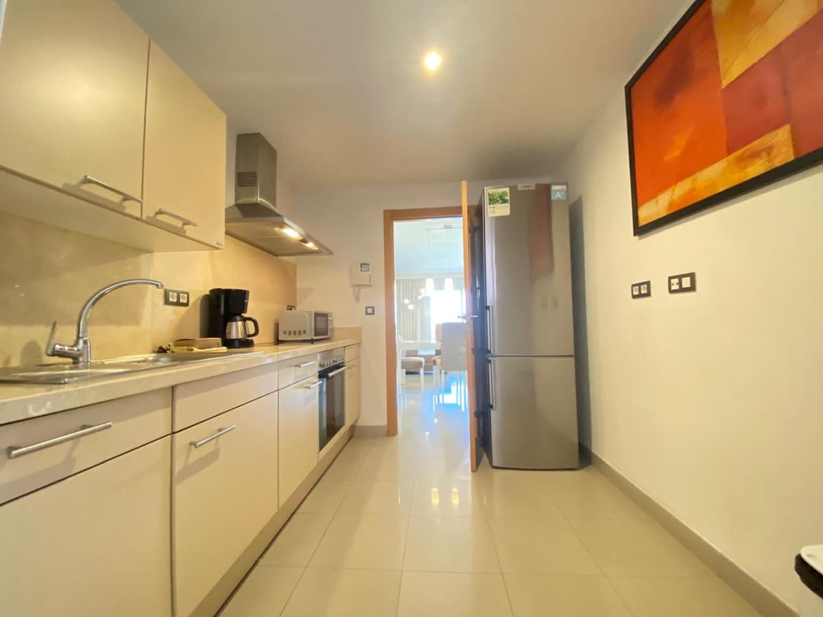 Ground Floor Apartment in Estepona — photo 3 of 10