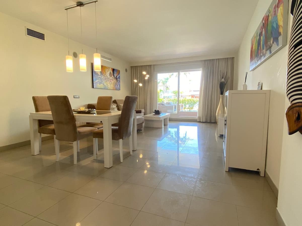 Ground Floor Apartment in Estepona — photo 5 of 10