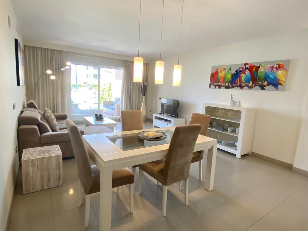 Ground Floor Apartment in Estepona — photo 6 of 10