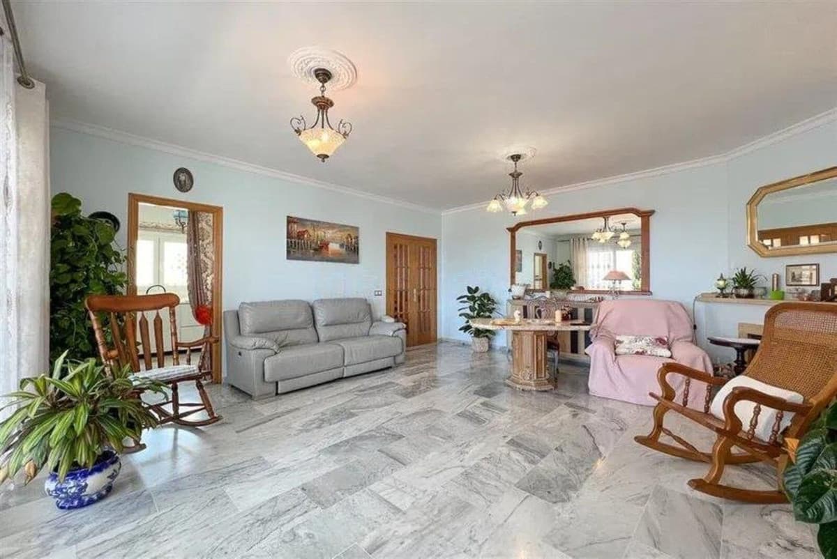 Townhouse in Calahonda — photo 8 of 10