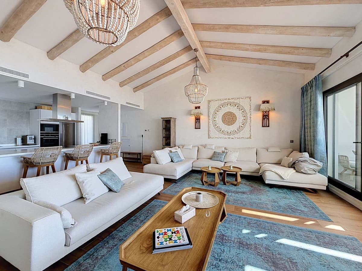 Penthouse Duplex in La Alcaidesa — photo 5 of 10