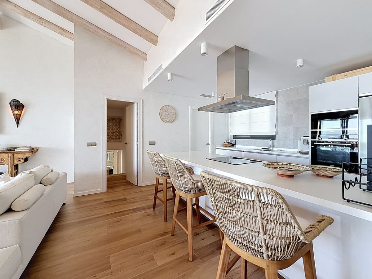 Penthouse Duplex in La Alcaidesa — photo 9 of 10