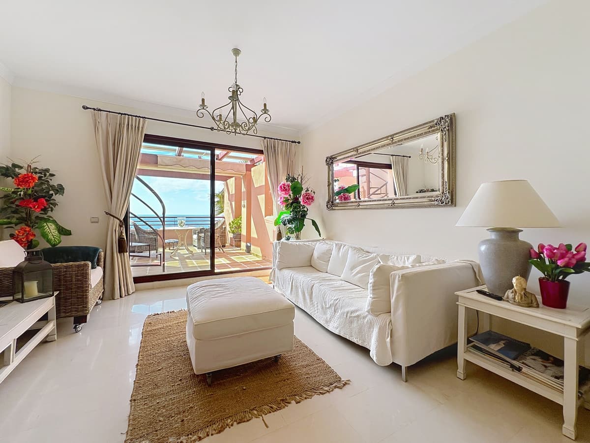Penthouse in Manilva — photo 10 of 10