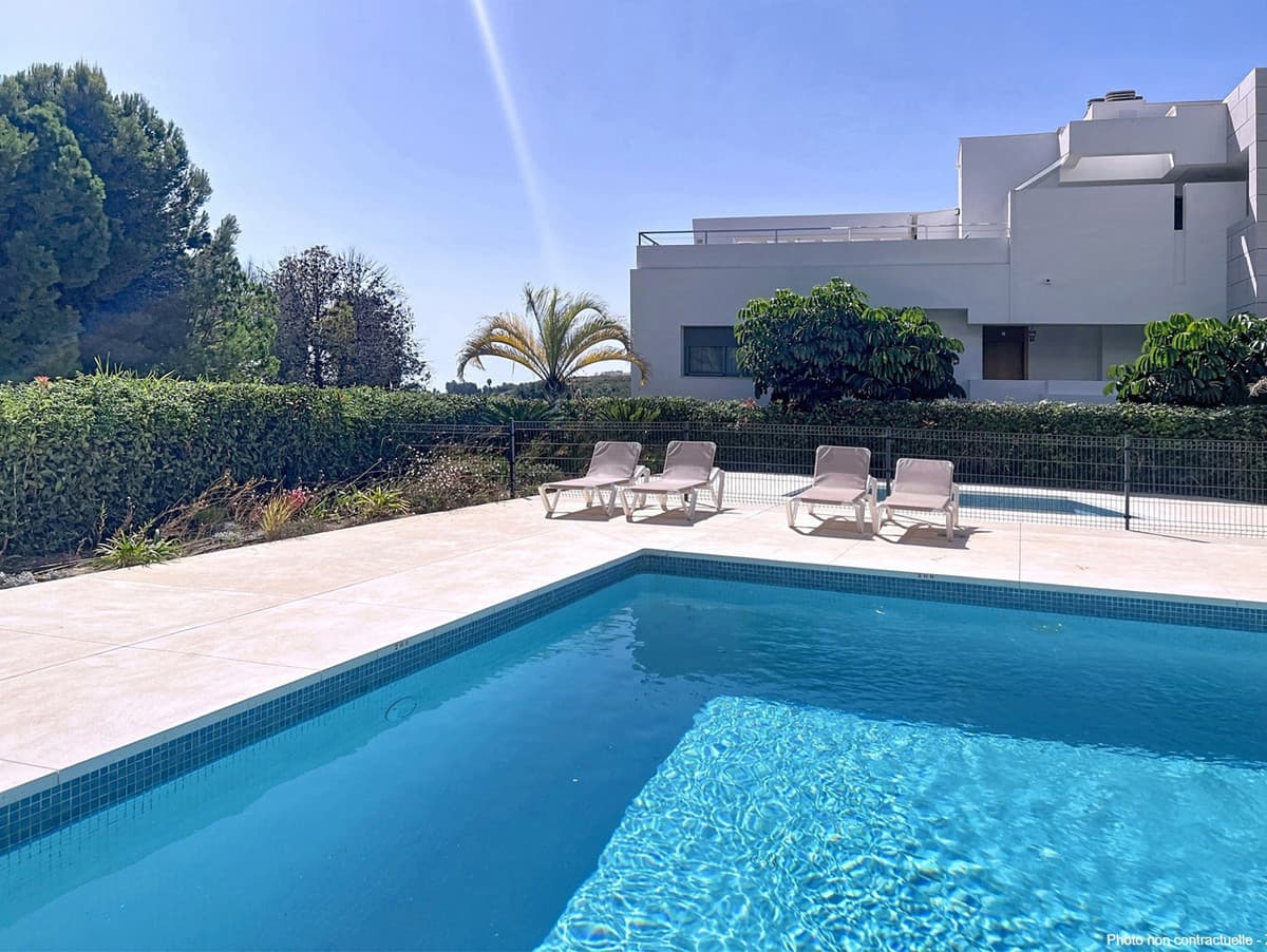 Ground Floor Apartment in Casares — photo 3 of 10