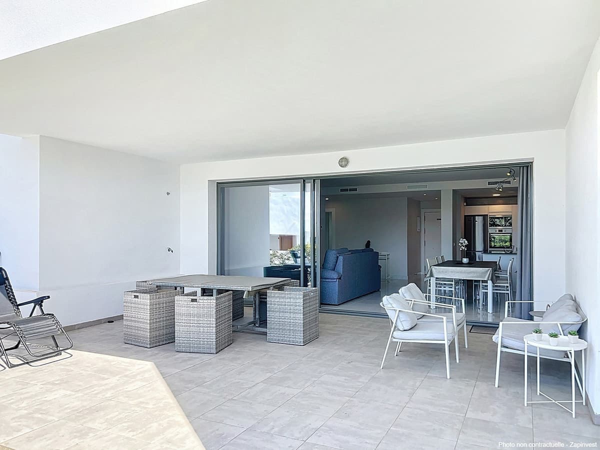 Ground Floor Apartment in Casares — photo 4 of 10